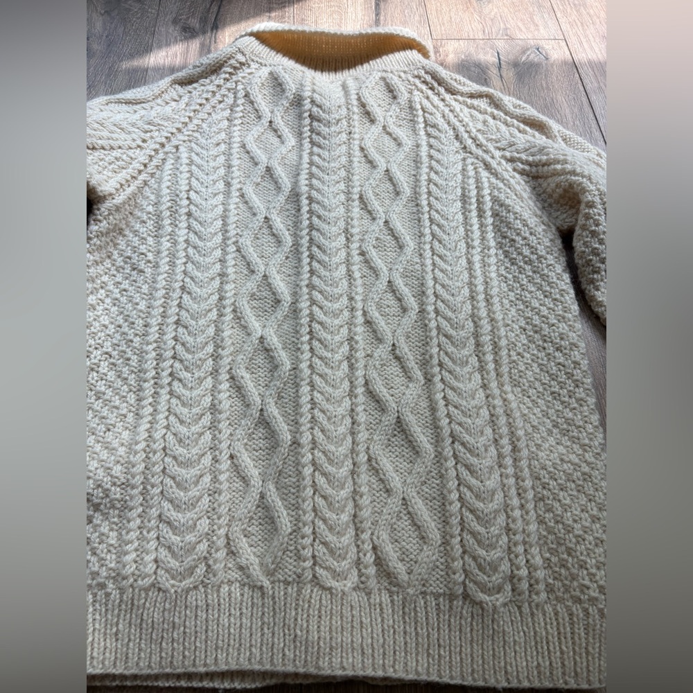 Macmillan of Scotland Cable Knit Wool Cardigan Sweater Large UK 42 Aran Unisex - Picture 15 of 16
